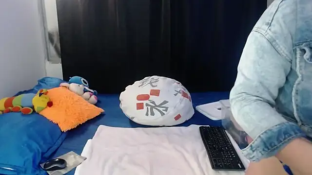 liseth 01hot online show from 10/05/25, 06:28