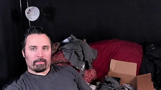 Metalstud online show from 12/01/25, 07:02