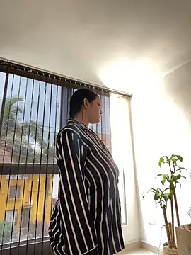 Snapshot of MarcellaGriffin chatting on 02/18/25, 05:42 MarcellaGriffin online show from 02/18/25, 05:42