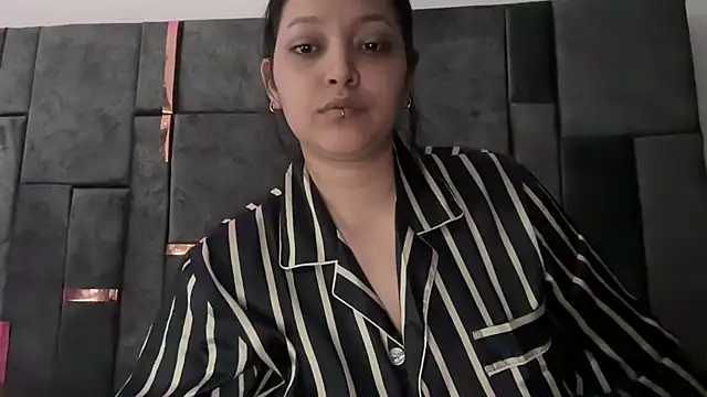 Snapshot of MarcellaGriffin chatting on 03/19/25, 09:48 MarcellaGriffin online show from 03/19/25, 09:48