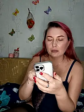 Snapshot of Katti_Kissa chatting on 10/24/25, 11:39 Katti Kissa online show from 10/24/25, 11:39