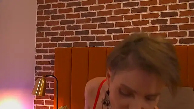 Mellisandre online show from 12/02/25, 07:31