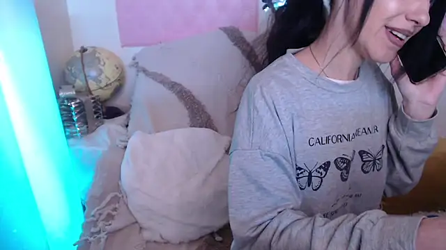 -carla- online show from 04/23/26, 03:03