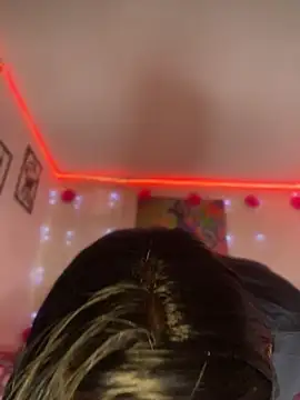 Emma Brown 12 online show from 04/22/26, 09:05