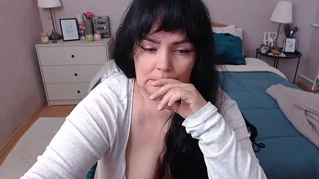 LeveMe2Nightt online show from 11/25/25, 01:11