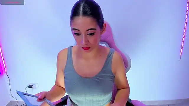 MeganWhite3 online show from 02/16/25, 07:15