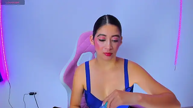 MeganWhite3 online show from 03/11/25, 06:43