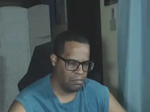 Snapshot of thesugar32 chatting on 06/28/26, 03:34 thesugar32 online show from 06/28/26, 03:34