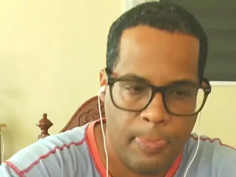 Snapshot of thesugar32 chatting on 07/11/26, 12:30 thesugar32 online show from 07/11/26, 12:30