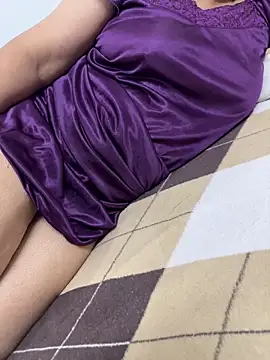 Snapshot of Bmylove40 chatting on 12/05/25, 02:58 Bmylove40 online show from 12/05/25, 02:58