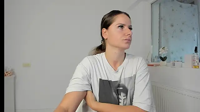 DiamondKay online show from 11/14/25, 08:02