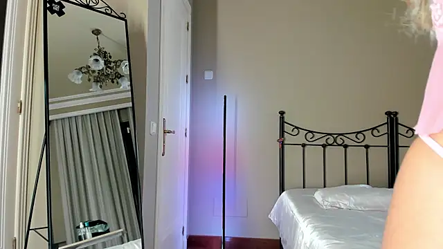 mazekyn online show from 01/25/25, 05:08