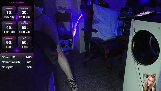 Blondiewithanass online show from 11/10/25, 12:48