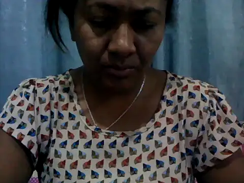 Snapshot of sexyladii chatting on 05/10/26, 04:34 sexyladii online show from 05/10/26, 04:34