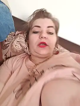 Snapshot of cindybbwsquirt chatting on 01/28/25, 11:49 cindybbwsquirt online show from 01/28/25, 11:49
