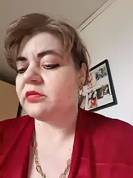 Snapshot of cindybbwsquirt chatting on 02/03/25, 11:42 cindybbwsquirt online show from 02/03/25, 11:42