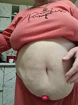 Snapshot of cindybbwsquirt chatting on 02/18/25, 12:17 cindybbwsquirt online show from 02/18/25, 12:17