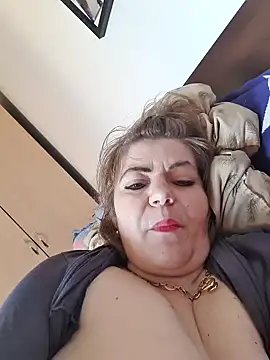 Snapshot of cindybbwsquirt chatting on 02/21/25, 02:16 cindybbwsquirt online show from 02/21/25, 02:16