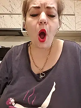 Snapshot of cindybbwsquirt chatting on 02/22/25, 09:45 cindybbwsquirt online show from 02/22/25, 09:45