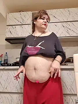 Snapshot of cindybbwsquirt chatting on 03/08/25, 12:09 cindybbwsquirt online show from 03/08/25, 12:09