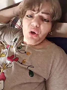 Snapshot of cindybbwsquirt chatting on 03/17/25, 10:38 cindybbwsquirt online show from 03/17/25, 10:38