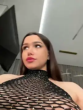 Snapshot of stefannichka chatting on 12/19/24, 01:39 stefannichka online show from 12/19/24, 01:39