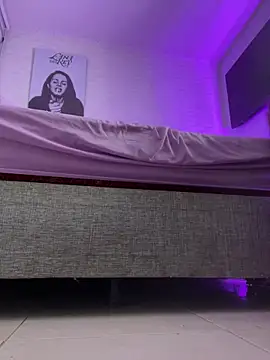 Snapshot of Niky_Love chatting on 03/15/25, 07:53 Niky Love online show from 03/15/25, 07:53