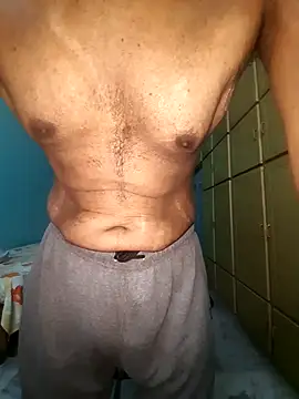 Snapshot of hornyindianmale82 chatting on 10/13/25, 10:26 hornyindianmale82 online show from 10/13/25, 10:26