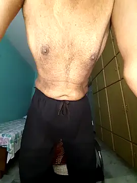 hornyindianmale82 online show from 12/17/25, 10:32
