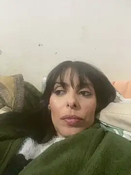 Snapshot of Sarah-safada chatting on 05/30/26, 02:52 Sarah-safada online show from 05/30/26, 02:52