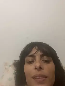 Snapshot of Sarah-safada chatting on 06/22/26, 01:29 Sarah-safada online show from 06/22/26, 01:29