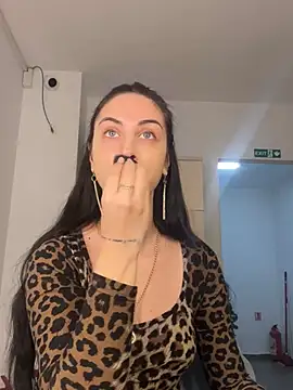 MeganHopeX online show from 12/17/24, 06:45