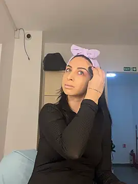 MeganHopeX online show from 12/22/24, 07:11