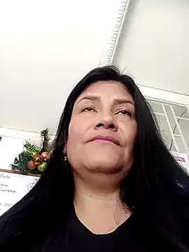 Snapshot of salomexlove_20 chatting on 12/05/24, 02:33 salomexlove 20 online show from 12/05/24, 02:33