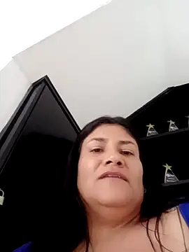 Snapshot of salomexlove_20 chatting on 02/16/25, 04:21 salomexlove 20 online show from 02/16/25, 04:21