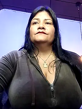 Snapshot of salomexlove_20 chatting on 10/12/25, 12:15 salomexlove 20 online show from 10/12/25, 12:15