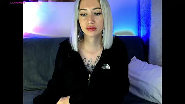 Snapshot of Fuck-Gina chatting on 09/09/25, 11:15 Fuck-Gina online show from 09/09/25, 11:15