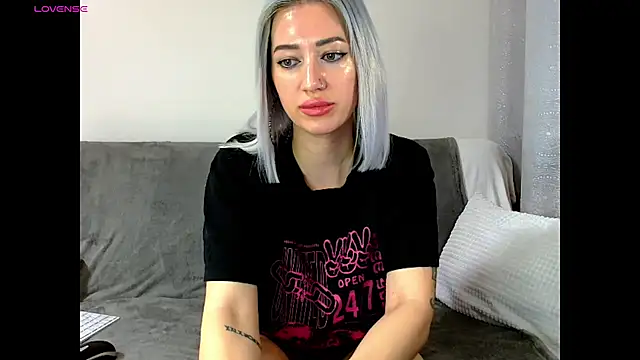 Snapshot of Fuck-Gina chatting on 10/08/25, 04:32 Fuck-Gina online show from 10/08/25, 04:32