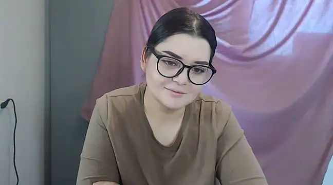 ohhhMie online show from 02/11/25, 07:44