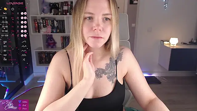 Emma Bryan online show from 11/27/25, 06:32