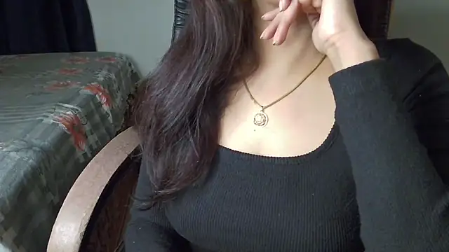 Snapshot of Adventurous_Angel chatting on 12/26/24, 10:31 Adventurous Angel online show from 12/26/24, 10:31