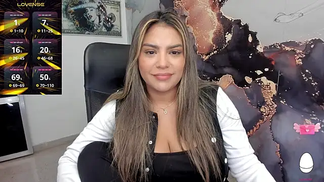 Snapshot of sweetfabianaxl chatting on 02/11/25, 07:16 sweetfabianaxl online show from 02/11/25, 07:16