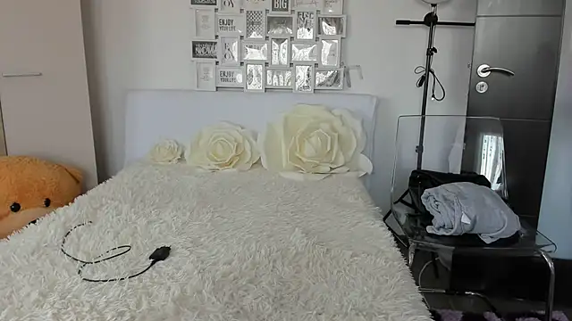 sweetemy4u online show from 01/08/25, 07:45