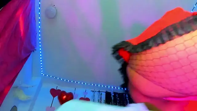 samantha  smile online show from 03/30/26, 09:16