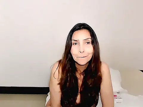 Monique kiss online show from 12/01/25, 08:58