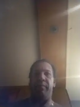 Snapshot of trucker1979 chatting on 11/28/25, 06:32 trucker1979 online show from 11/28/25, 06:32