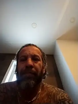 trucker1979 online show from 02/04/26, 07:31