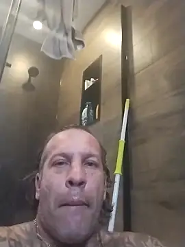 trucker1979 online show from 04/22/26, 08:21