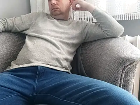 grzes19763 online show from 04/01/26, 07:42