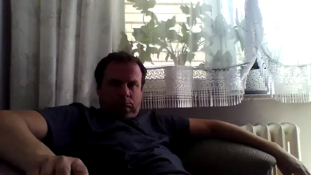 Snapshot of grzes19763 chatting on 05/20/26, 09:37 grzes19763 online show from 05/20/26, 09:37